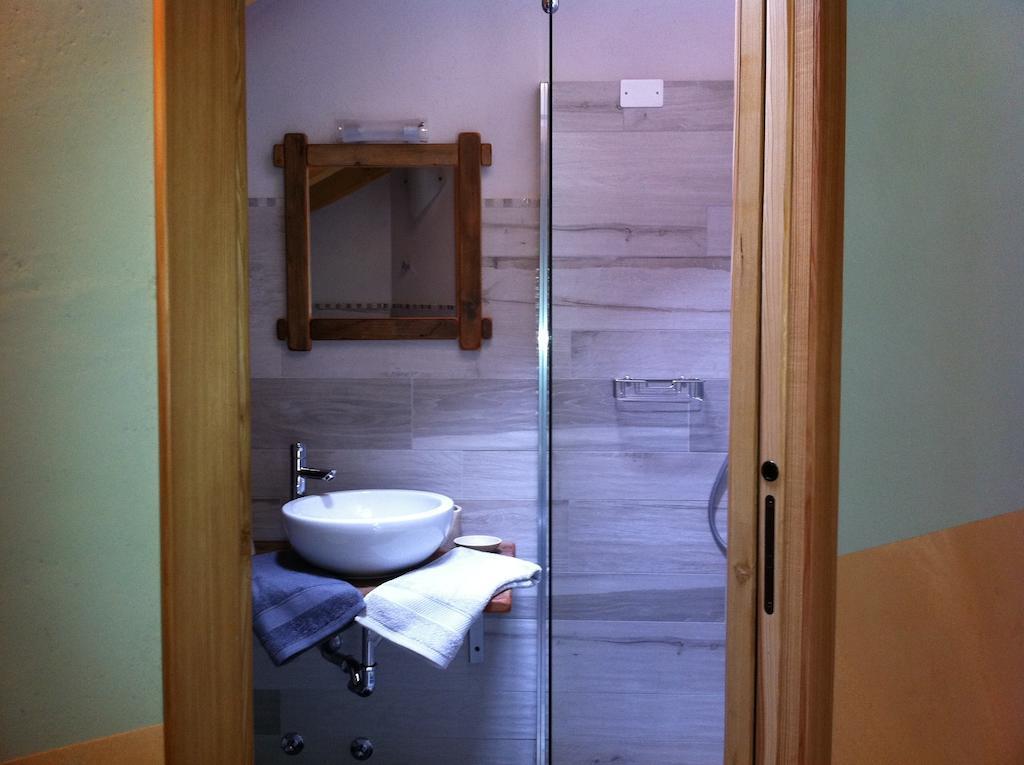 Bed and Breakfast Alpe Rebelle Bionaz Habitación foto