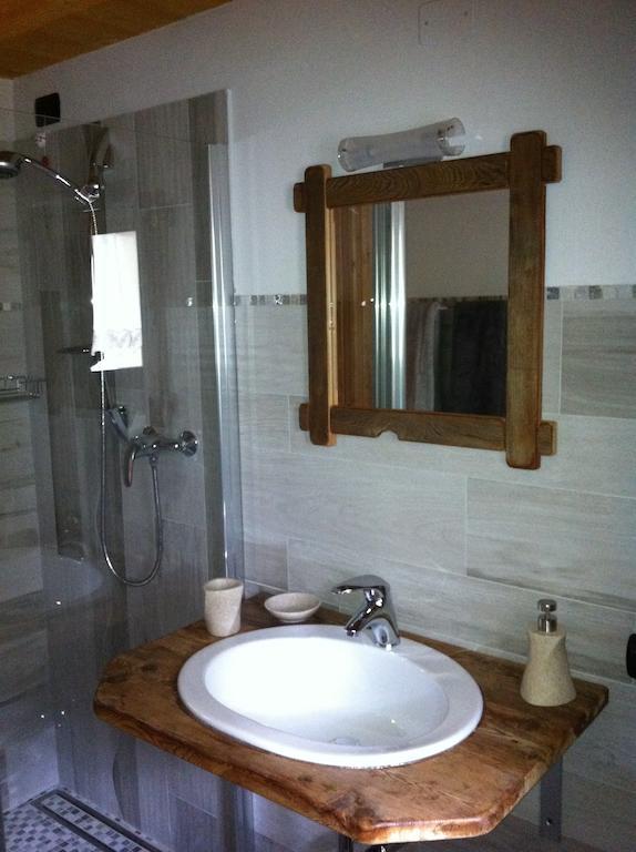 Bed and Breakfast Alpe Rebelle Bionaz Habitación foto